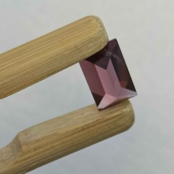 Granat rodolita 1.70 ct