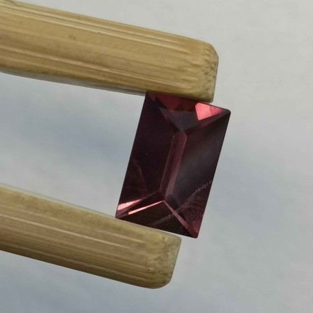 Granat rodolita 1.70 ct
