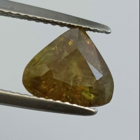 Esfena 2.65ct