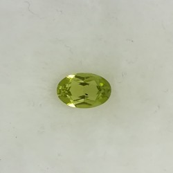 PERIDOT O,40ct